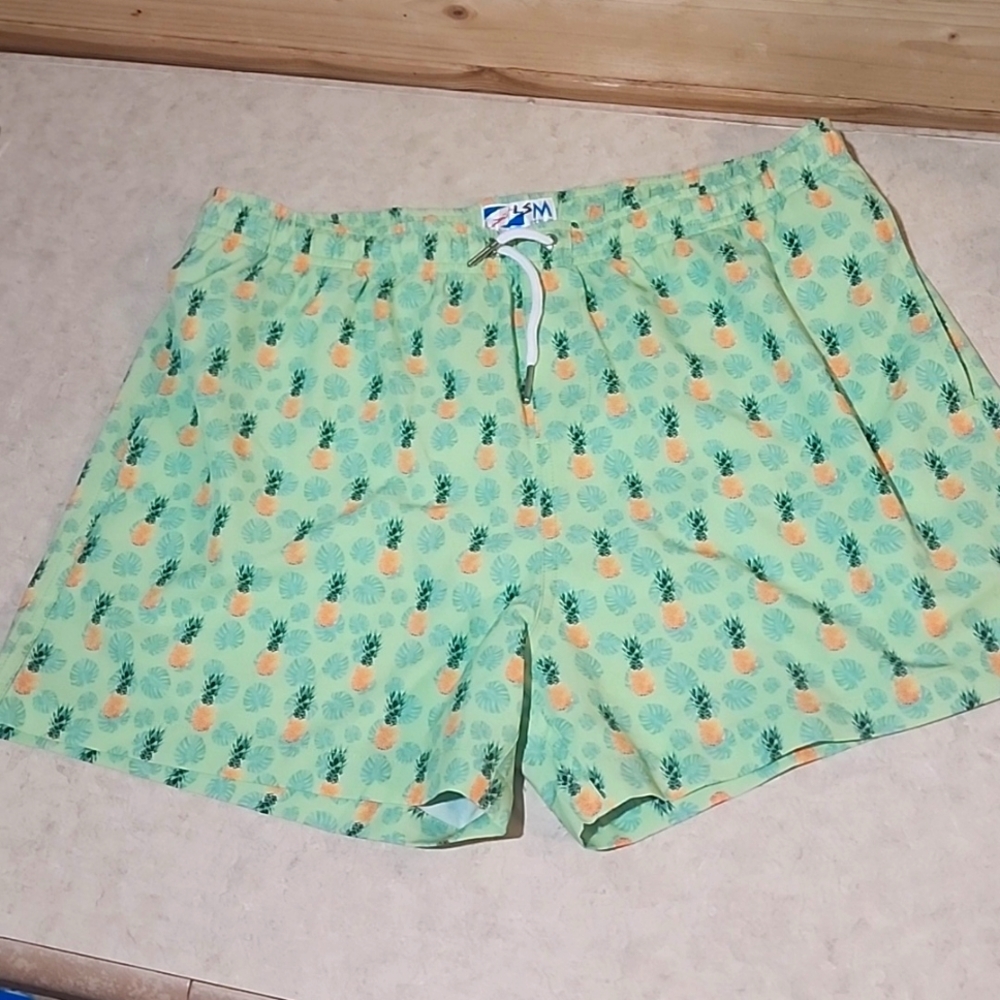 Bermies Swim Trunks Size Medium mens